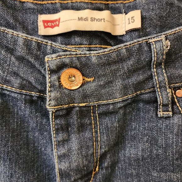 Levi's Jean Shorts Size 15 Midi Longer Inseam Low Mid Rise - Picture 3 of 7